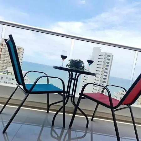 Stunning Oceanview Location 3br 4baths Apartamento *